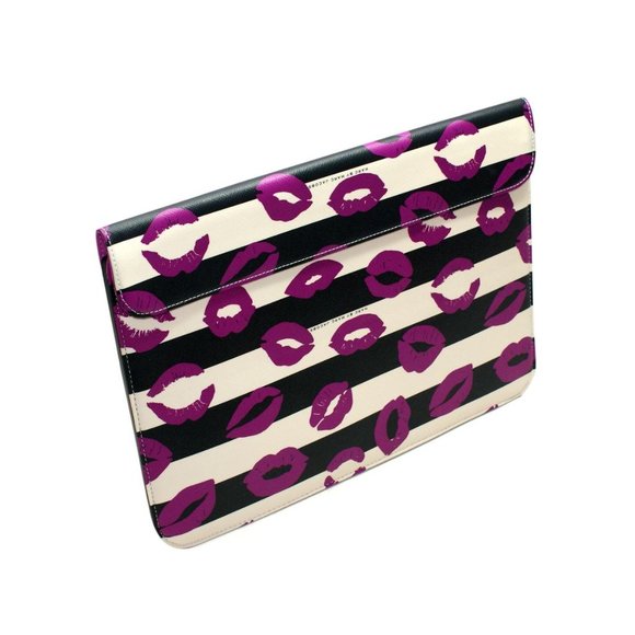 Marc Jacobs laptop tablet sleeve, black & cream striped, purple lips / kisses - Picture 3 of 10